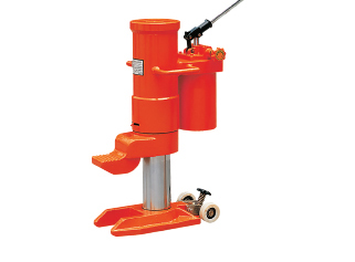 Hydraulic toe jacks