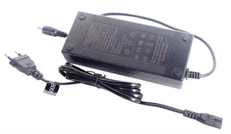 C-2-00445 - Charger 48V / 4Ah