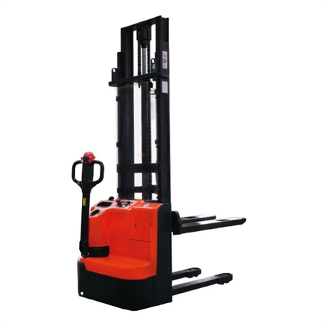 SECL1529N - Electrical stacker 2900 mm 1500 kg load capacity