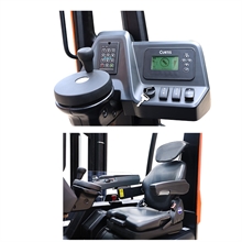 Reach truck 1,600 kg, lift height from 4,500 to 9,000 mm, 48V / 350Ah lithium battery, 200Ah charger, built-in sideshift - 