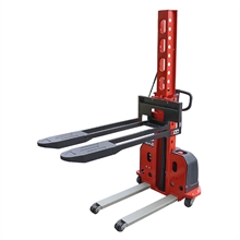 Gerbeur embarqué semi-électrique avec hauteur de chargement 800 mm et capacité 500 kg - 