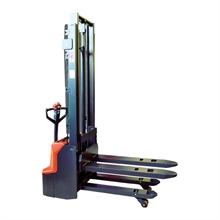 Electrical lithium stacker with initial lift and 1200 kg load capacity - 