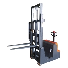 Counterbalanced Electrical stacker with light load capacity 600 kg - 