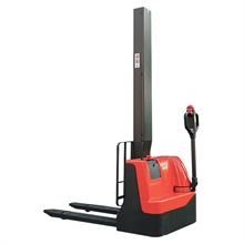 Single mast electric walkie stacker 1000 kg - 