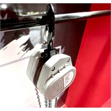 Ultra-light aluminium manual chain hoist - 