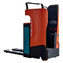 Stand-on/lean-on high-speed ride-on electric pallet truck 2000 kg - 