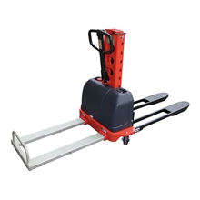 Gerbeur embarqué semi-électrique avec hauteur de chargement 800 mm et capacité 500 kg - 