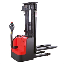 Electric stacker with initial lift 1200 kg - 