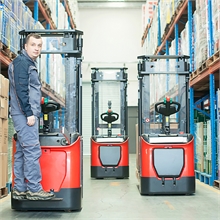 Gerbeur électrique autoporté lithium direction assistée 1200 kg - 