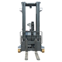 Gerbeur électrique porte-à-faux autoporté Lithium 1 800 kg, levée 1 600 à 4 000 mm - 