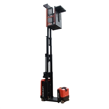Motorised vertical mast stockpicker with lateral travel and working height up to 6,600 mm - 