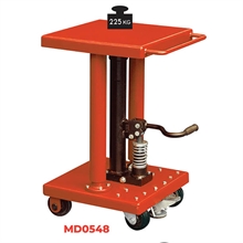 Adjustable hydraulic lift table 90 to 2700 kg - 